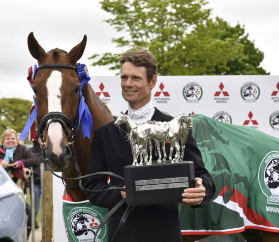 William Fox-Pitt wins Badminton horse trials with Chilli Morning